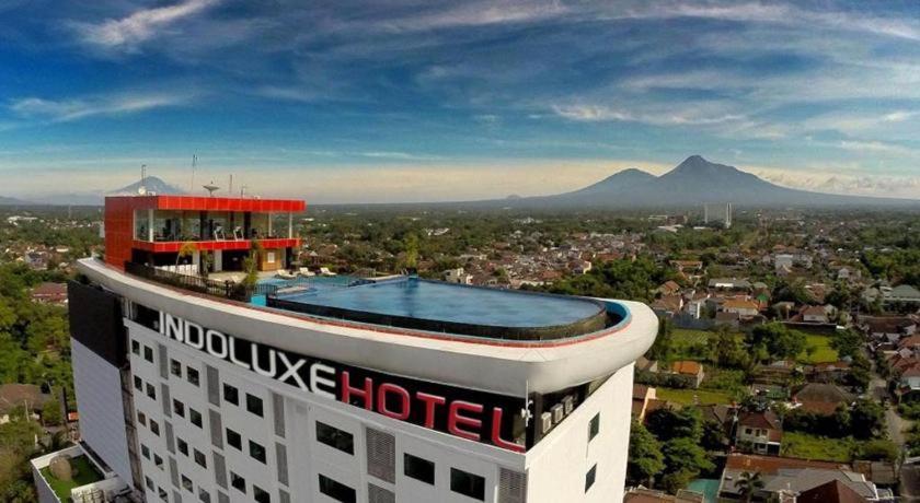 Indoluxe Hotel Jogjakarta Mlati Exterior foto