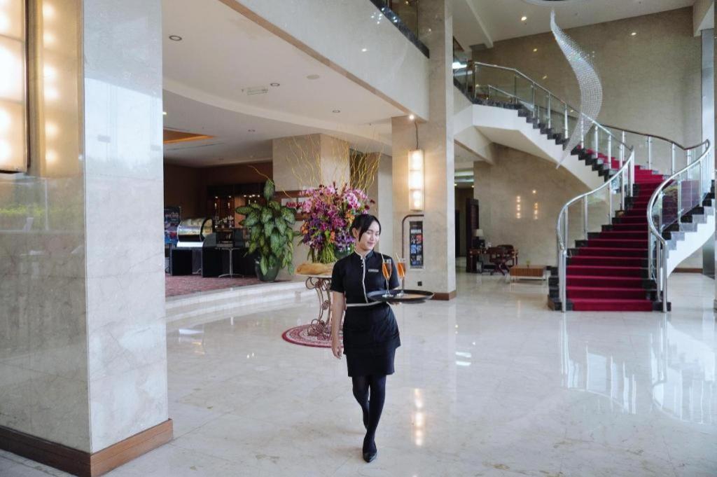 Indoluxe Hotel Jogjakarta Mlati Exterior foto
